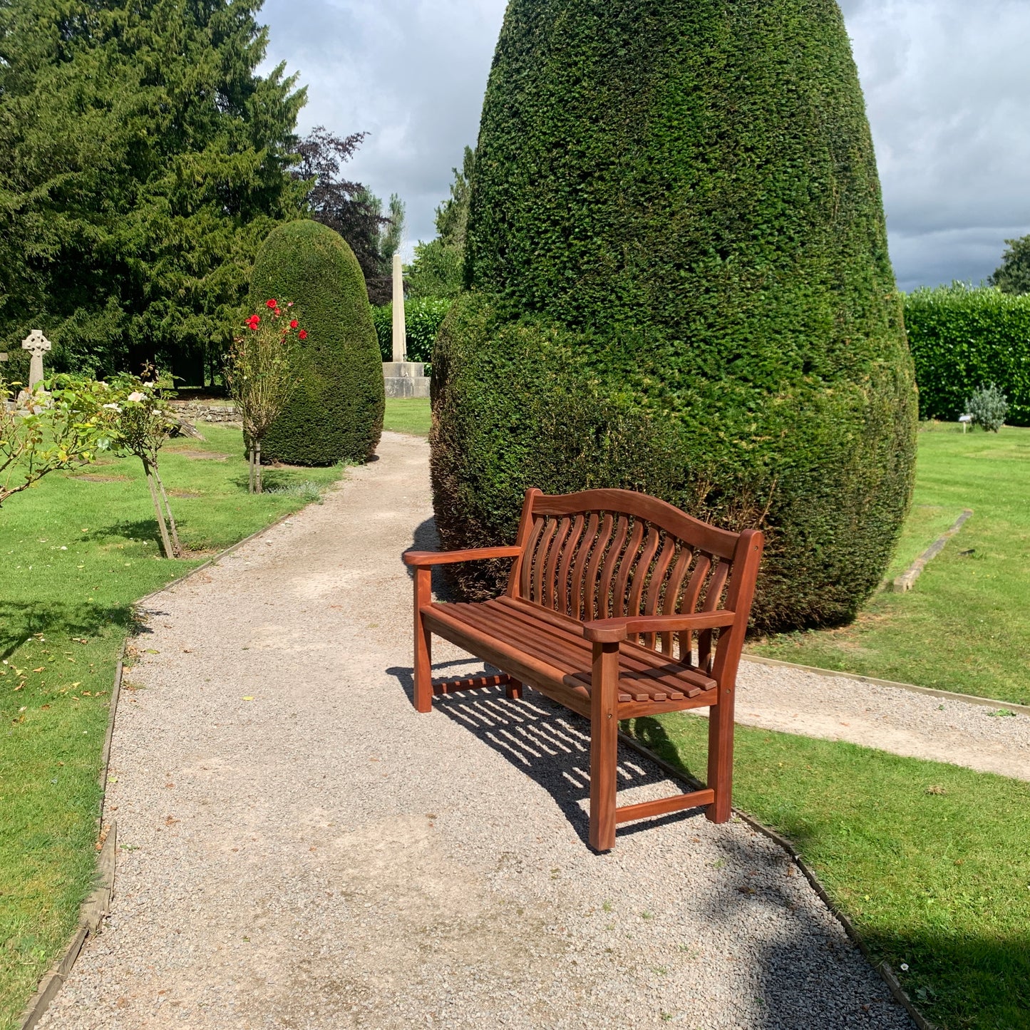 Turnberry Memorial Bench 5ft Cornis + FREE cornis oil